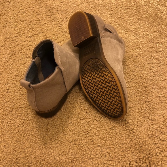 Toms. - Picture 3 of 3